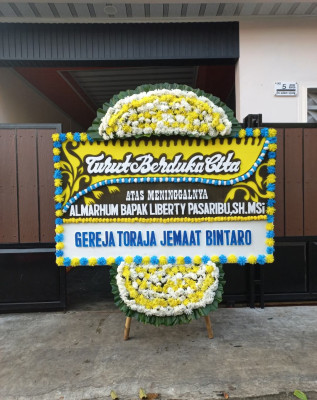 Papan Bunga Duka di Mauk