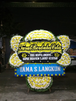 Papan Bunga Duka di Mauk
